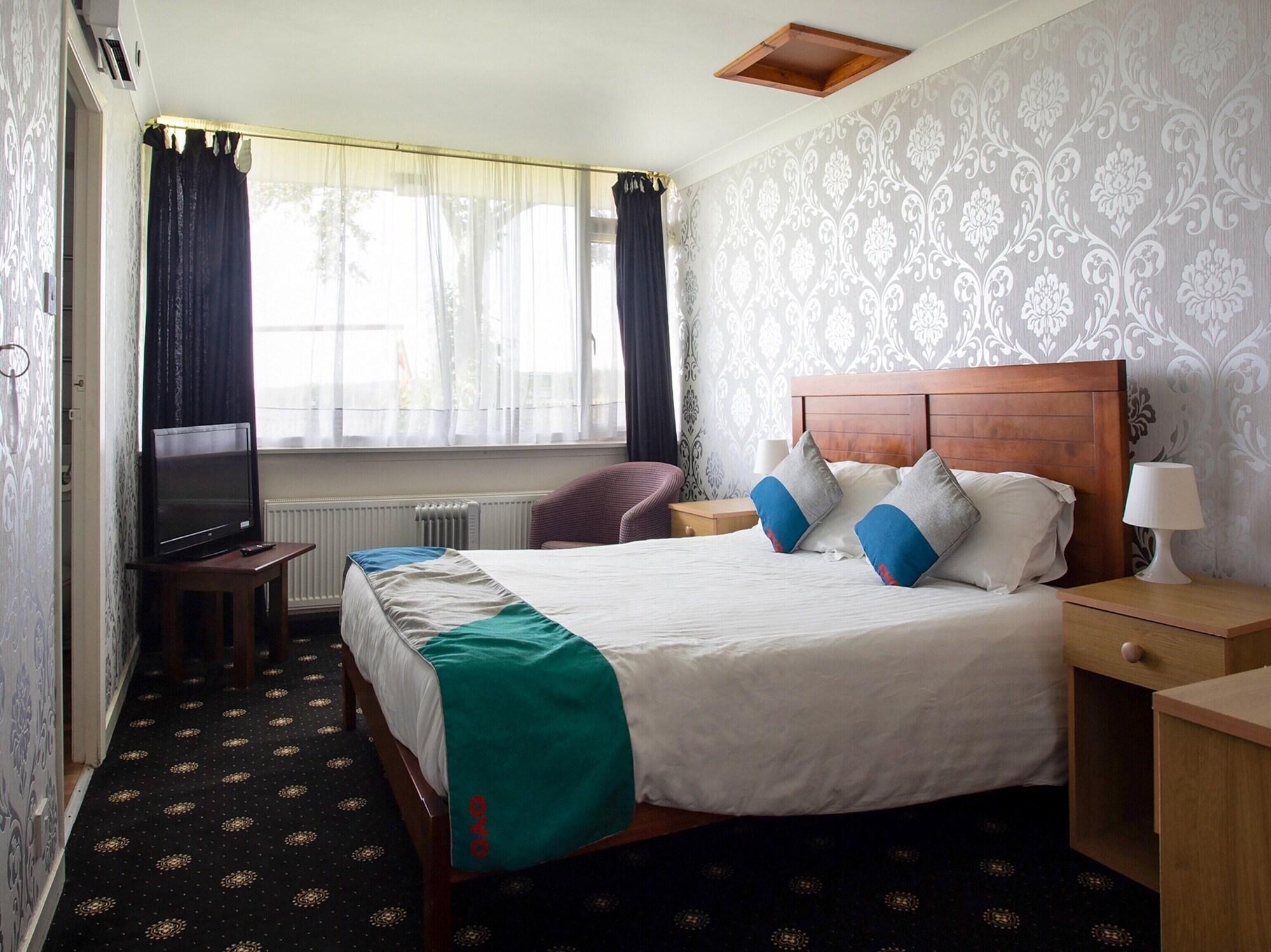 Oyo Knowesgate Inn, Northumberland National Park Kirkwhelpington Extérieur photo