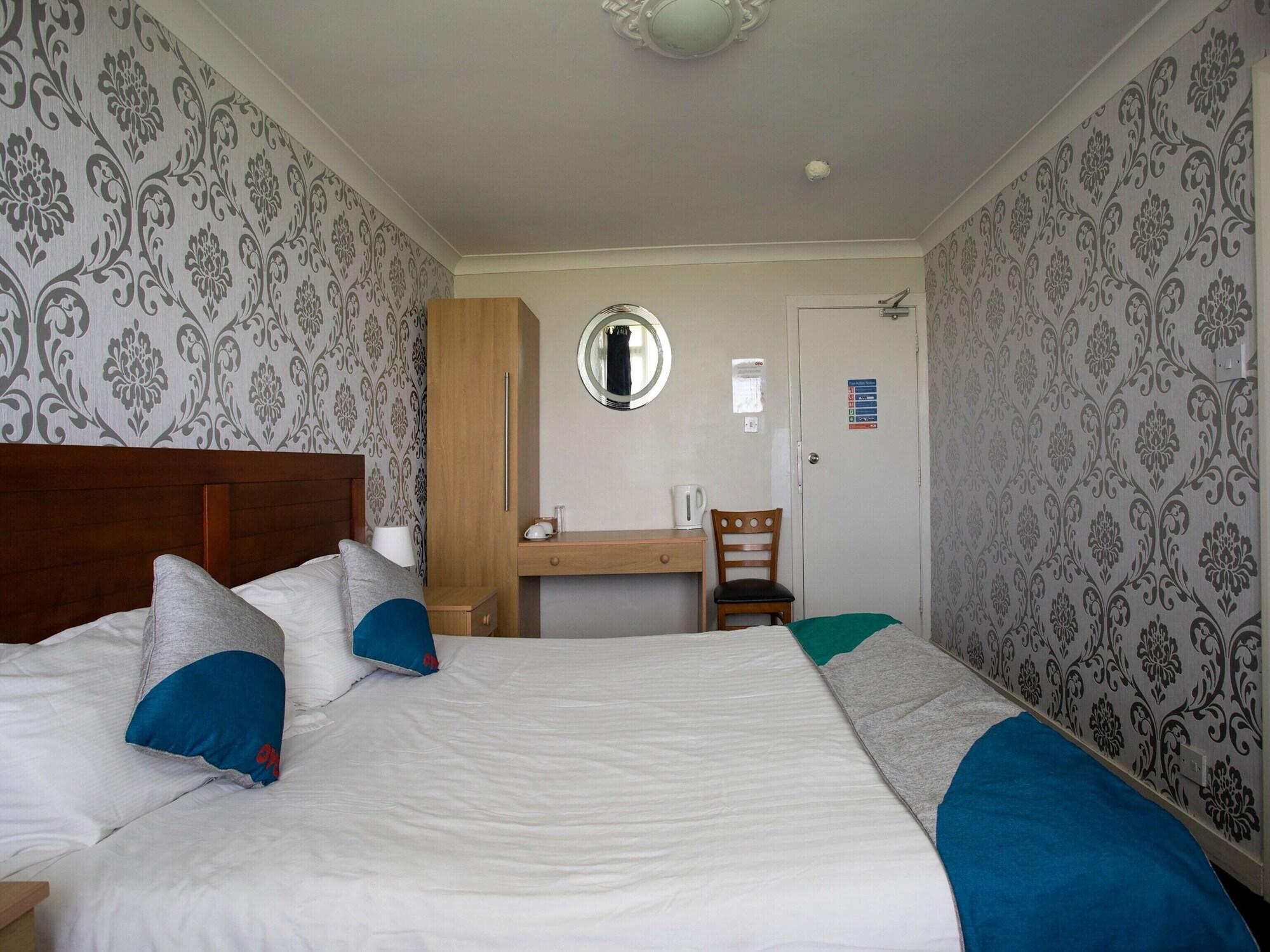 Oyo Knowesgate Inn, Northumberland National Park Kirkwhelpington Extérieur photo